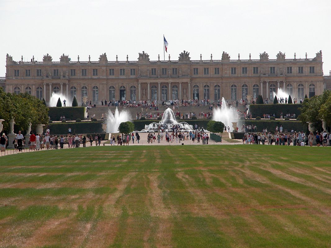 Paris Versailles 33 View From Gardens To Fountains And Palace 